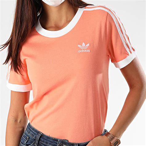 adidas t shirt rote blume auf weißem grund|Rote adidas T.